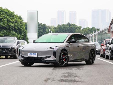 Hongqi EH7 600 Pro