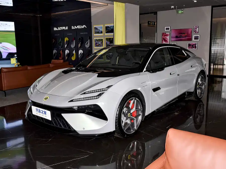 Lotus Emeya 2026 900 4-seater