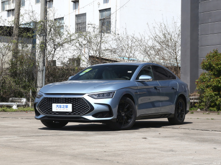 BYD Han DM-i Honor 121КМ