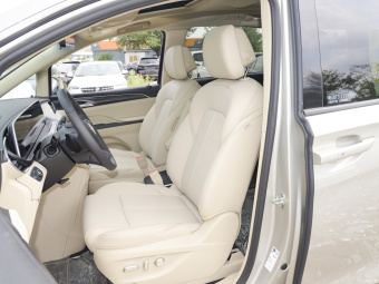 Buick GL8 ES Exclusive