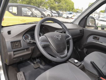 Wuling Rongguang EV Basic Window Van 2 Seater Penghui Energy