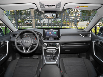 Toyota RAV4 Urban 2.0L CVT 2WD