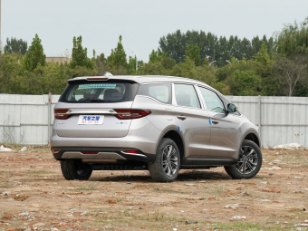 Geely Jiaji Platinum Comfort 1.5TD PHEV