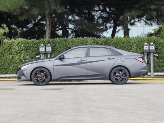 Hyundai Elantra 20th Anniversary 1.5L CVT