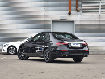 Mercedes-Benz E-Class 260 Limousine Fashion Dynamic