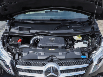 Mercedes-Benz V-Class 260 Premium