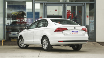 VW Bora Classic Fashion 1.5L MT