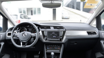 VW Touran L Comfort 7-seater 280TSI DSG