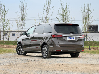 Buick GL8 Premium