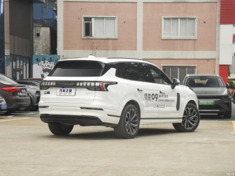 Lynk & Co 09 PHEV AM Voyage 2.0TD EM-P