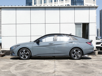 Hyundai Elantra Flagship TOP 240TGDi DCT