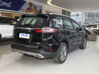 Ford Edge Plus Platinum EcoBoost 245 7 Seat