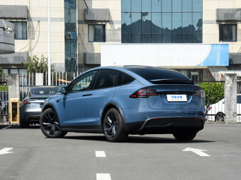 Tesla Model X 2026 Dual Motor All-Wheel Drive Version