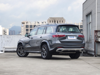 Mercedes-Benz GLS 450 4MATIC Fashion