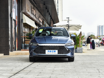 BYD Qin Plus DM-i Leading 55КМ