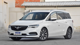 Buick GL6 Premium 323T