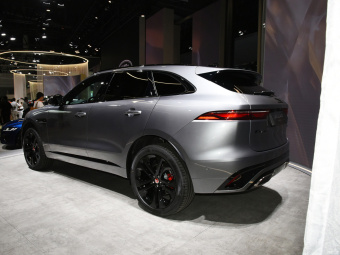 Jaguar F-Pace Sport P400