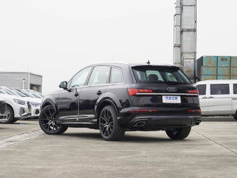 Audi Q7 2025 55 TFSI Quattro S line Premium