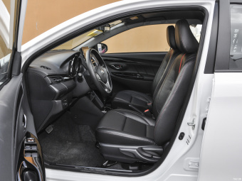 Toyota YARiS L Deluxe PLUS 1.5L CVT