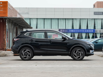Nissan Qashqai 2025 Facelifted Honor 2.0L CVT XV+ Leading Edition
