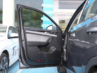 VW Tayron Deluxe Plus Advanced 280TSI