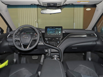 Toyota Camry Fengshang 2.0S