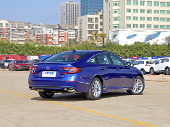 Honda Accord Deluxe 260TURBO
