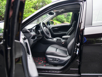 Toyota Wildlander PHEV Performance PLUS 2.5L 4WD