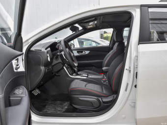 Kia K3 GT-Line Connect 1.4T DCT