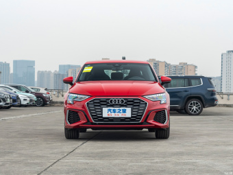 Audi A3L Limousine Dynamic Aggression 35 TFSI
