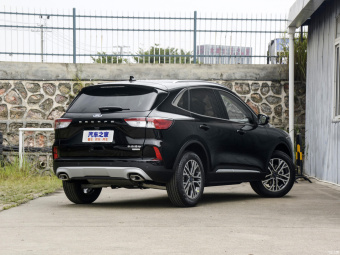 Ford Escape Shine EcoBoost 245