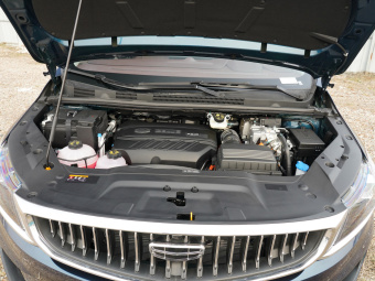 Geely Jiaji Platinum Premium 1.5TD PHEV