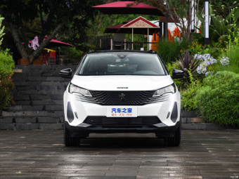 Peugeot 4008 Night Technology Edition 400THP