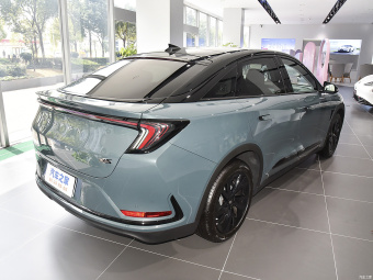 Arcfox α-S 525E Forest 175kW