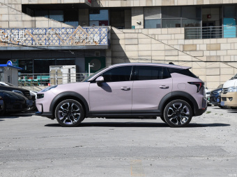 Lynk & Co 06 PHEV Remix Shero PHEV