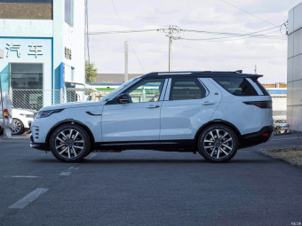 Land Rover Discovery R-Dynamic SE P360