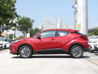 Toyota C-HR Deluxe 2.0L