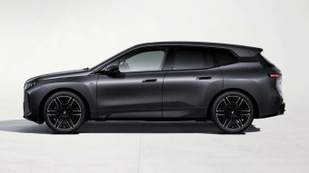 BMW iX M70 xDrive