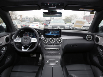 Mercedes-Benz C-Class 200 Coupé
