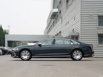 Audi A8L Horch Founder's Edition Legendary