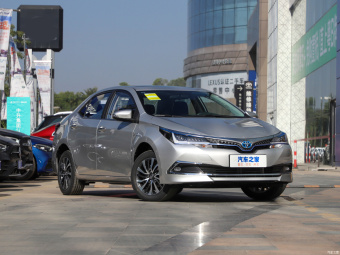 Toyota Corolla PHEV Leading 1.8L E-CVT