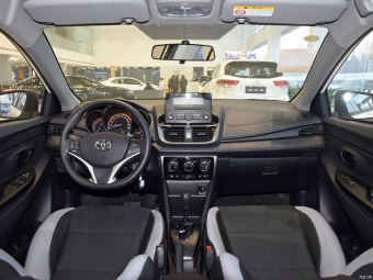 Toyota YARiS L Leading PLUS 1.5L CVT