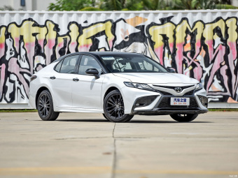 Toyota Camry Knight 2.0S