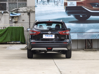Nissan Qashqai Prem Happy Night 2.0L CVT XV