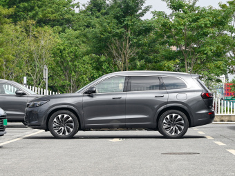 Aito M7 Plus 6 seats