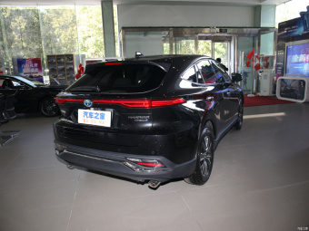 Toyota Harrier Hybrid Luxury 2.5L CVT