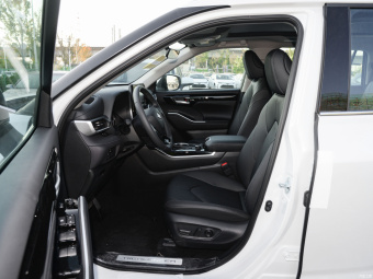 Toyota Highlander Luxury 7 Seats 380T 4WD