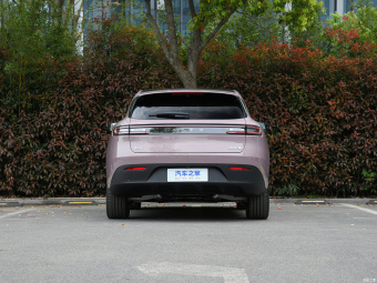 Aito M5 EV Smart AWD