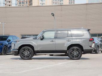 Lexus GX First