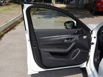 Peugeot 508L Drive 400THP PureTech